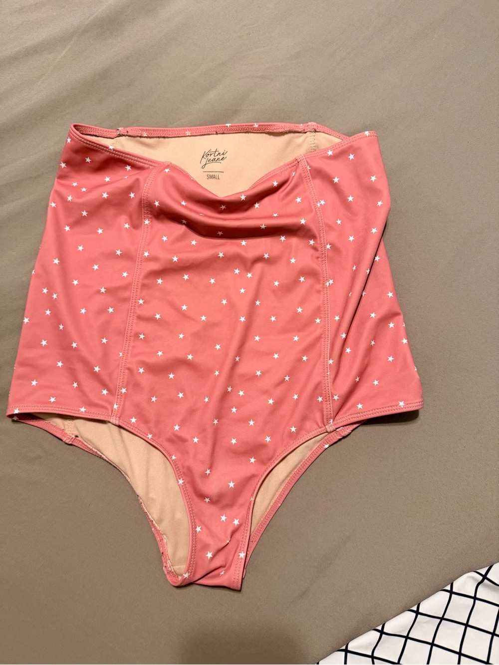 Kortni Jeane EHW pink star bottoms- small